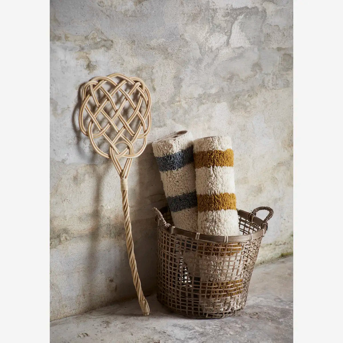 STRIPED TUFTED BATH MAT